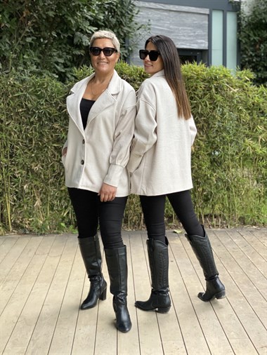 Bej Kolları Manşet Kaşe Kadın Ceket