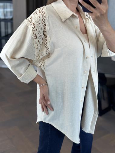 Bej Omuzları Dantel Aerobin Kadın Gömlek
