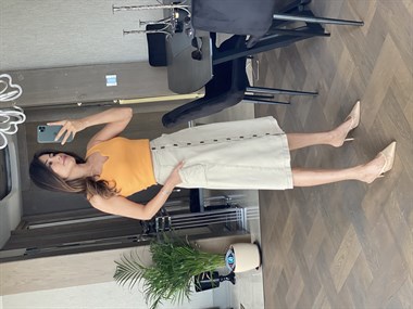 Bej Önü Düğmeli Midi Boy Tensel Etek