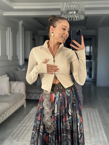 Bej Ottoman Kumaş Fermuarlı Parmak Geçmeli Kadın Bluz