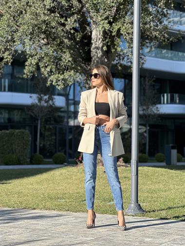 Bej Premium Arkası Düğme Detay Oversize Kadın Ceket