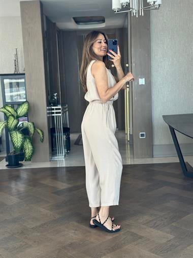 Bej Bisiklet Yaka Sıfır Kol Bluz Pantolon Tnsl Alt Üst Takım