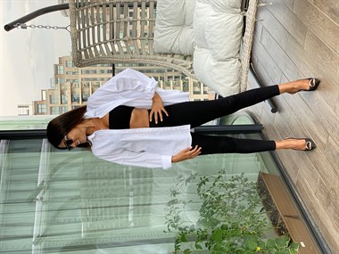 Beyaz Arka Roba Örme Flam Keten Kadın Gömlek