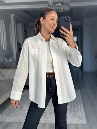 Beyaz Arkası Yırtmaçlı Dikiş Detay Poplin Kadın Gömlek