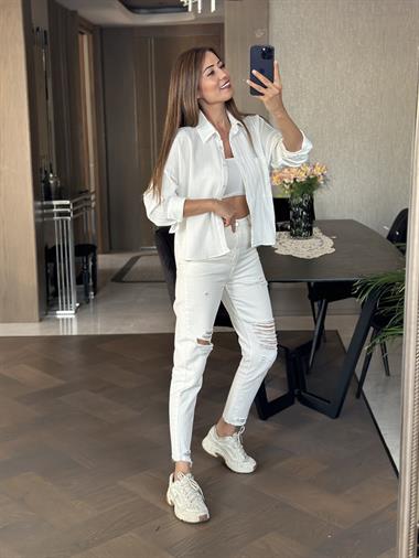 Beyaz Asimetrik Tek Cepli Dokulu Kadın Gömlek