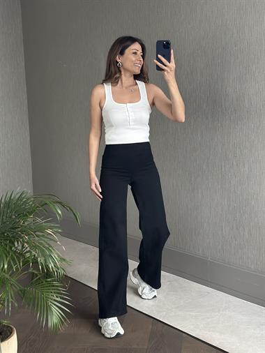 Beyaz Askılı Kare Yaka Düğmeli Kadın Body