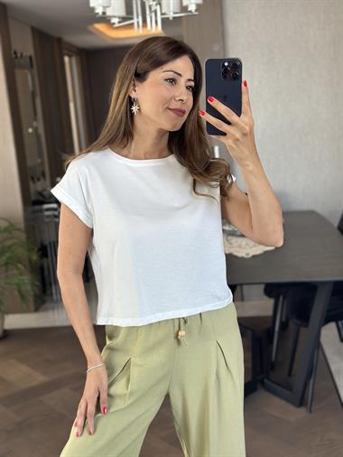 Beyaz Bisiklet Yaka Basic Top Kadın Crop T-Shirt