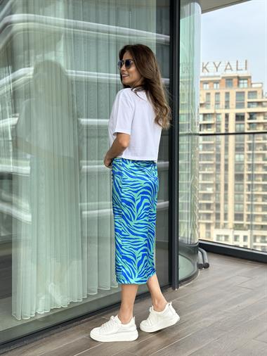 Beyaz Bisiklet Yaka Kısa Kol Crop Kadın T-Shirt