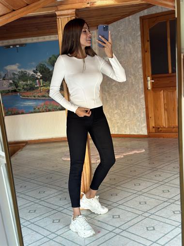 Beyaz Bisiklet Yaka Uzun Kol Dikiş Detay Kadın Bluz