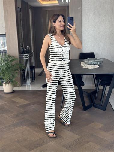 Beyaz Çizgili Pantolon Yelek Triko Kadın İkili Takım