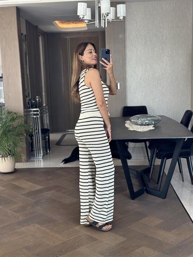 Beyaz Çizgili Pantolon Yelek Triko Kadın İkili Takım