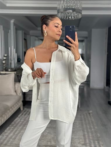 Beyaz Düşük Omuzlu Oversize Kadın Gömlek