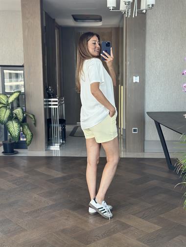 Beyaz Düz Basic Mass Model Kadın T-Shirt