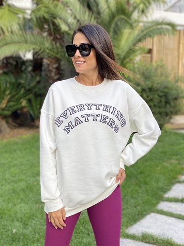 Beyaz Everything Bisiklet Yaka İki İplik Kadın Sweatshirt