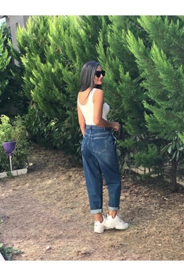 Beyaz Fermuarlı Atlet