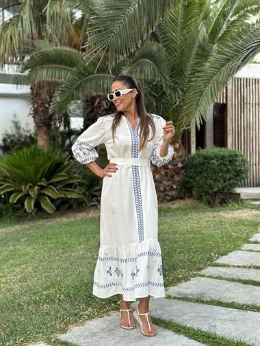 Beyaz Hakim Yaka Mavi Nakış İşlemeli Midi Boy Kadın Elbise