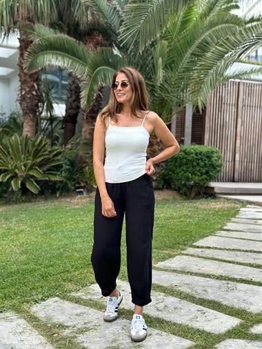 Beyaz İp Askılı Kare Yaka Kadın Body