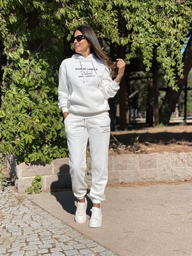 Beyaz Kanguru Cep Yazı Baskılı Kadın Eşofman Takım