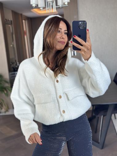 Beyaz Kapüşonlu Gold Çıtçıtlı Sakallı Kadın Ceket