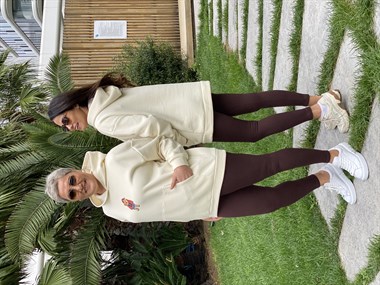 Taş Kapüşonlu Kanguru Cep Ayıcık Baskılı Kadın Sweatshirt