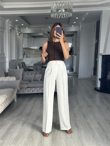 Beyaz Karol Kalın Kemerli Cepli Kadın Kumaş Pantolon