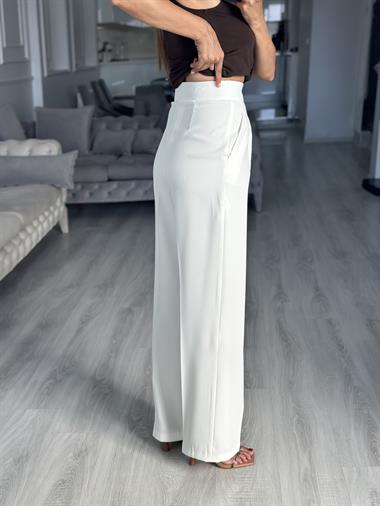 Beyaz Karol Kalın Kemerli Cepli Kadın Kumaş Pantolon