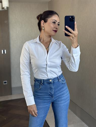 Beyaz Karol Klasik Slim Fit Kadın Gömlek