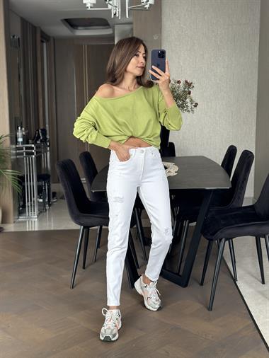 Beyaz  Karol Yırtık Detay Slim Boyfriend Kadın Jean