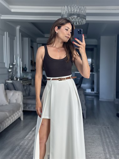 Beyaz Kemerli Kalın Pileli Midi Boy Kadın Etek