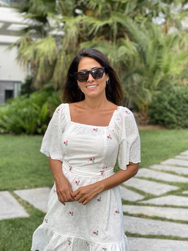 Beyaz Kırmızı Nakış Detay Dantel Brode Kadın Elbise