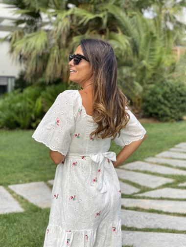 Beyaz Kırmızı Nakış Detay Dantel Brode Kadın Elbise