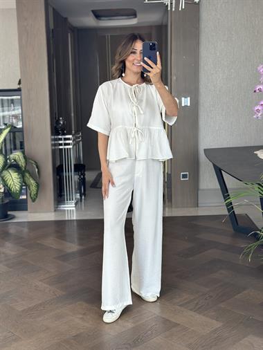 Beyaz Kısa Kol Önü Bağlamalı Bluz Cepsiz Pantolon Kadın İkili Takım