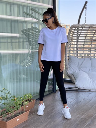 Beyaz Kol Uçları Örgü Kadın T-Shirt