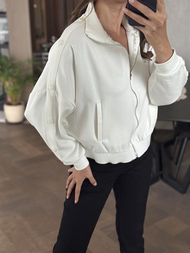Beyaz Kolları Çıtçıt Detay Fermuarlı Cepli Kadın Sweatshirt