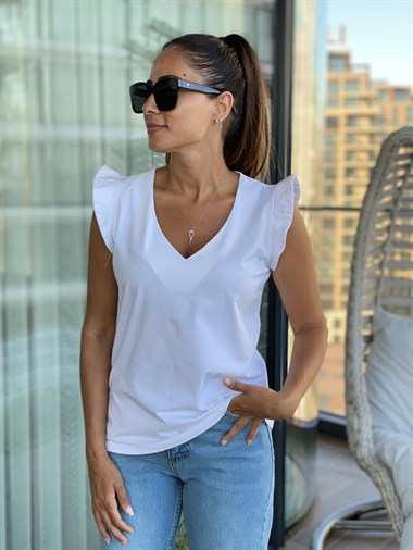 Beyaz Kolları Volanlı V Yaka Kadın T-Shirt