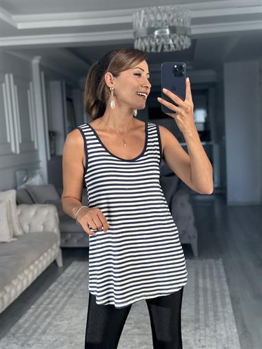 Beyaz Lacivert Çizgili Askılı Eteği Oval Oversize Kadın Bluz