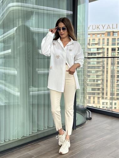 Beyaz Midye İşlemeli Keten Aerobin Kadın Gömlek