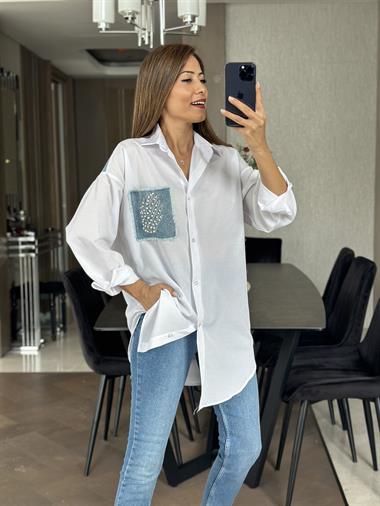 Beyaz Oversize Jean Detay Cebi İncili Kadın Gömlek