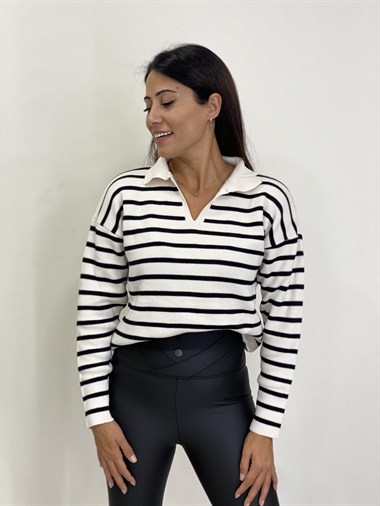 Beyaz Polo Yaka Çizgili Triko Kadın Kazak