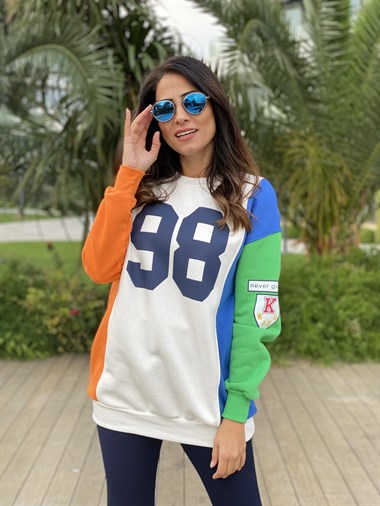 Beyaz Renkli 98 Baskılı Kadın Sweatshirt