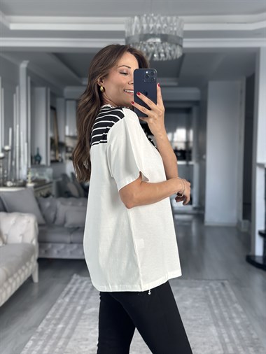Beyaz Şal Detaylı Siyah Çizgili Kadın T-Shirt