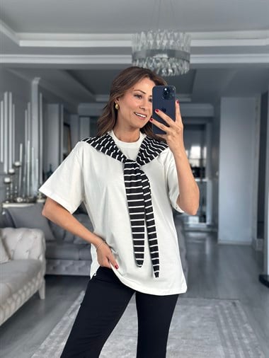 Beyaz Şal Detaylı Siyah Çizgili Kadın T-Shirt