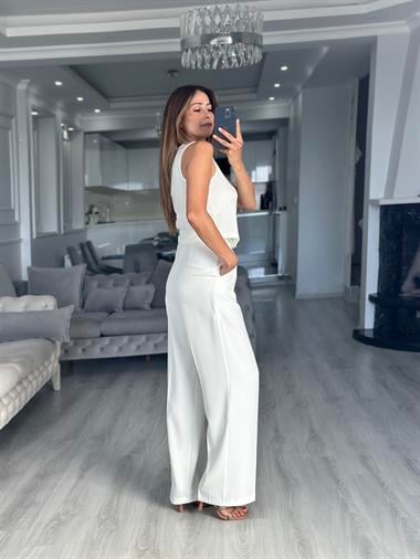 Beyaz Sıfır Kol Düğmeli Bisiklet Yaka Kadın Yelek Bluz