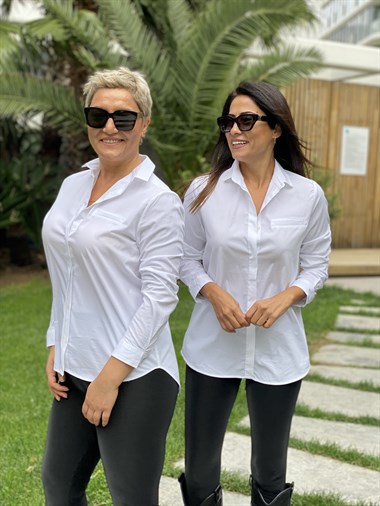 Beyaz Sırt Çapraz Boyfriend Kadın Gömlek