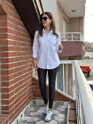 Beyaz Sırtı Çapraz Boyfriend Kadın Gömlek
