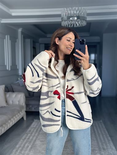 Beyaz Tam Fermuarlı Kayak Desenli  Peluş Kadın Sweatshirt