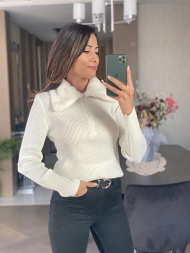 Beyaz Yakası Peluş Fermuarlı Fitilli Triko Kazak
