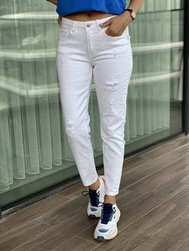 Beyaz Yırtık Detaylı Likralı Mom Jean