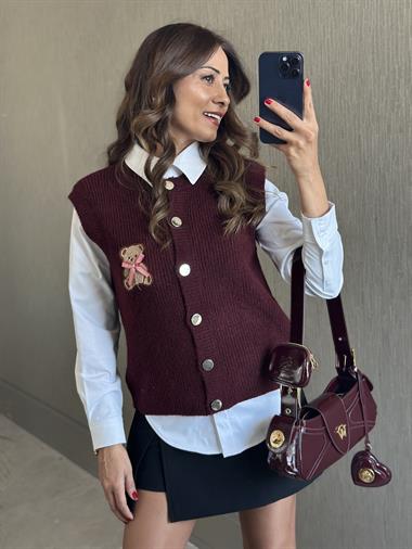 Bordo Bisiklet Yaka Ayıcık Nakışlı Düğmeli Kadın Triko Yelek