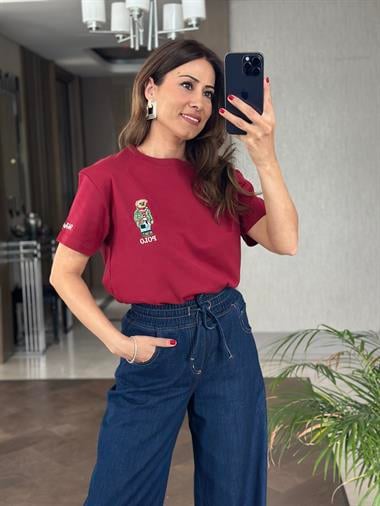 Bordo Bisiklet Yaka Kol Ucu Yazı Nakışlı  Ayıcık Kadın T-Shirt 